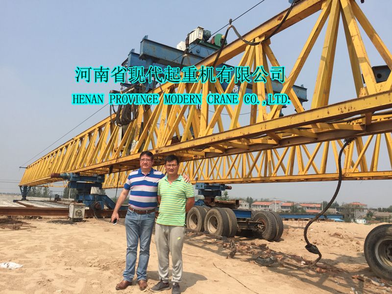 Xinxiang's East Gate to the Sea - Changdong Expressway Box girder Bridge Crane