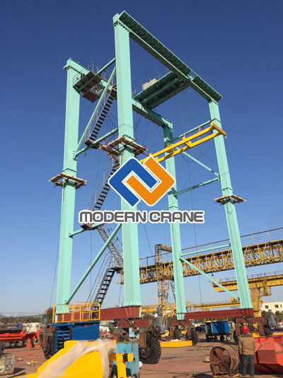 Tire gantry crane (tire gantry crane) exported to France
